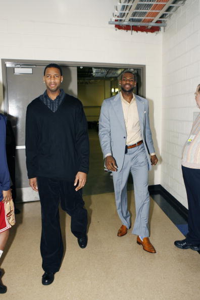 广州豹主帅：我们和铜梁龙同积60分却没能冲超，多少有点遗憾（广州豹主帅：与铜梁龙同积60分仍无缘冲超，略感遗憾）