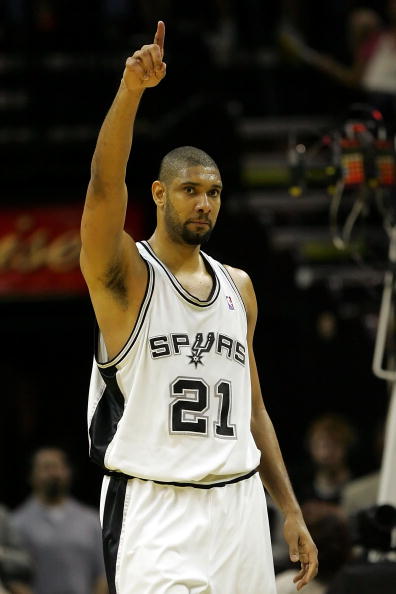 那不勒斯vs尤文图斯前瞻：那不勒斯伤兵满营 主场难擒斑马（前瞻：那不勒斯伤病潮来袭，主场拿下尤文不易）