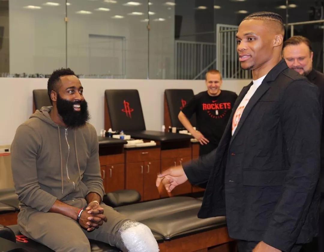 莫雷诺：第一天到米兰我还穿着卡通内裤，结果队友们都穿名牌（莫雷诺谈初到米兰：我穿卡通内裤，队友全是名牌）